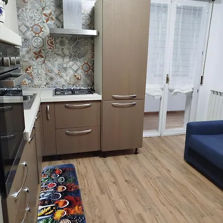 公寓 Garibaldi Vacanze 科马基奥